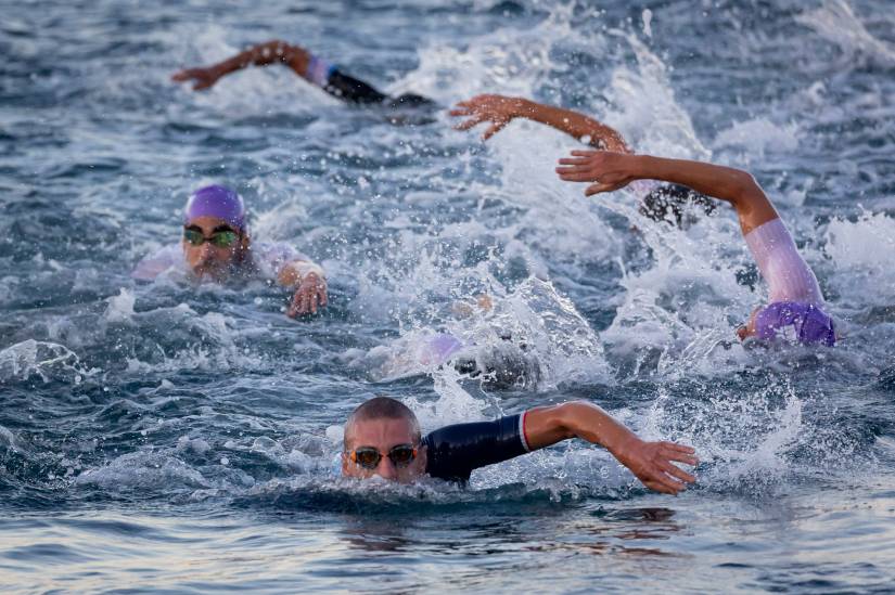 How to prepare for a non-wetsuit triathlon swim