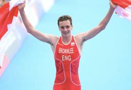 Relay gold for England: Twitter reaction