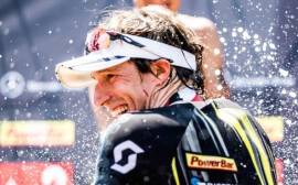 Sebastian Kienle hammers the bike at Ironman 70.3 Kraichgau 2015