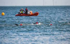 Eirias Middle Distance+ Triathlon offers team cash prizes for 2015