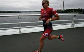 Swallow wins  Ironman 70.3 Jönköping