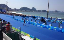 Alistair Brownlee wins Olympic gold in Rio