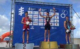 Ali Brownlee wins Aquathlon World Championships