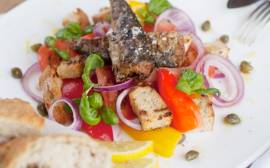 20 minute recipe: panzanella salad with sardines