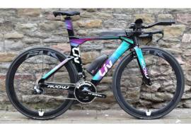 The Liv Avow Advanced Pro women-specific triathlon bike: first look