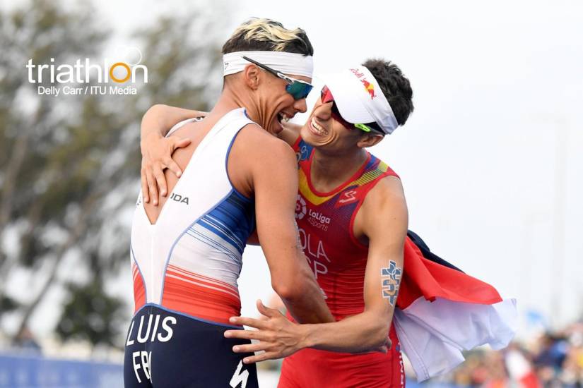 Mola takes his third world title in a row