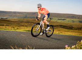 Canyon Aeroad CF SL Disc 8.0 D12 road bike reviewed for triathlon