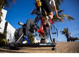 Should your ankles be rigid or flexible when cycling?