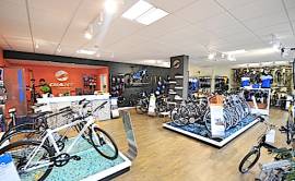Giant store opens in Cambridge