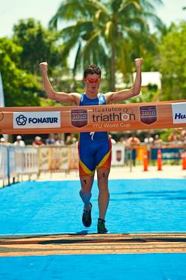 Gomez wins in Mexico