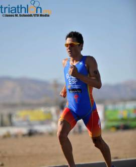 Gomez claims third European title