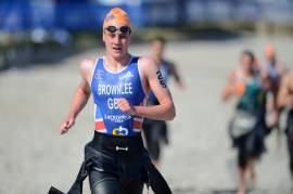 Alistair Brownlee dominant in San Diego