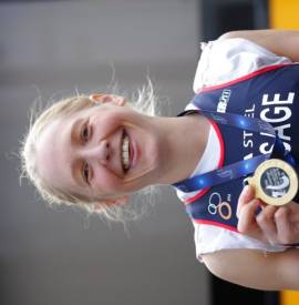 Lucy Gossage signs up to Vachery