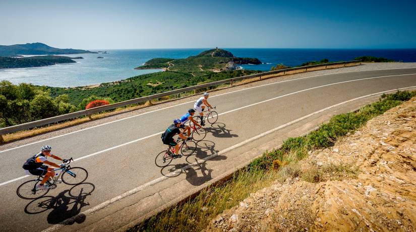 Family triathlon launches in Sardinia