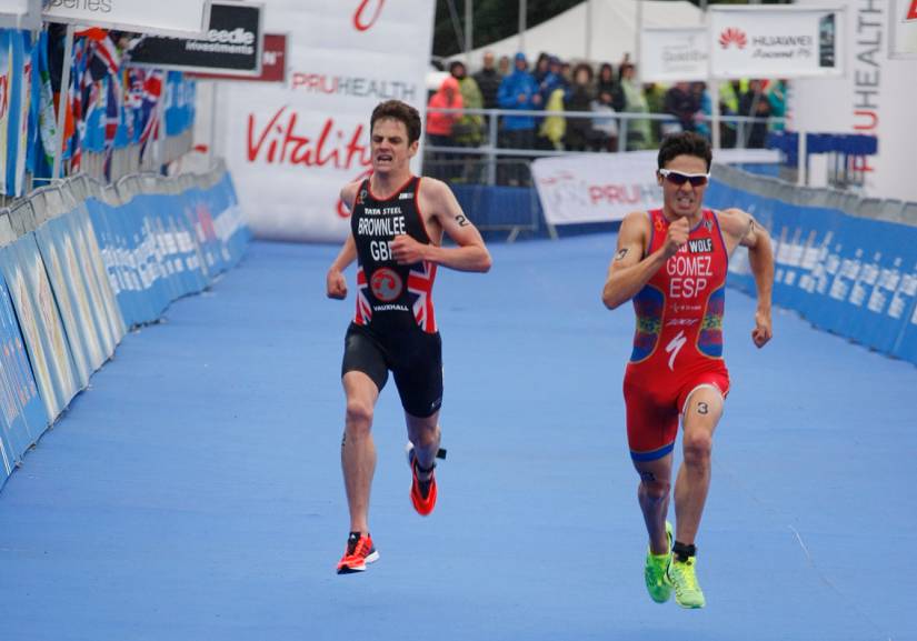 Javier Gomez crowned ITU World Champ