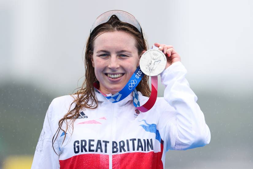 Women’s Olympic triathlon: Georgia Taylor-Brown fights back from injury and puncture to win silver in Tokyo
