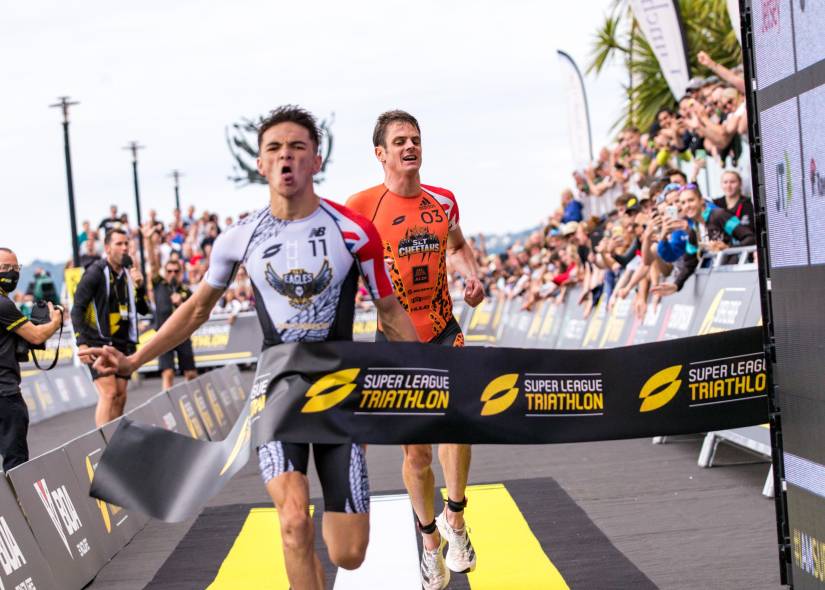 Alex Yee and Jess Learmonth win Super League Triathlon Jersey