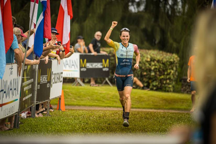 Flora Duffy wins the 2021 Xterra World Championship