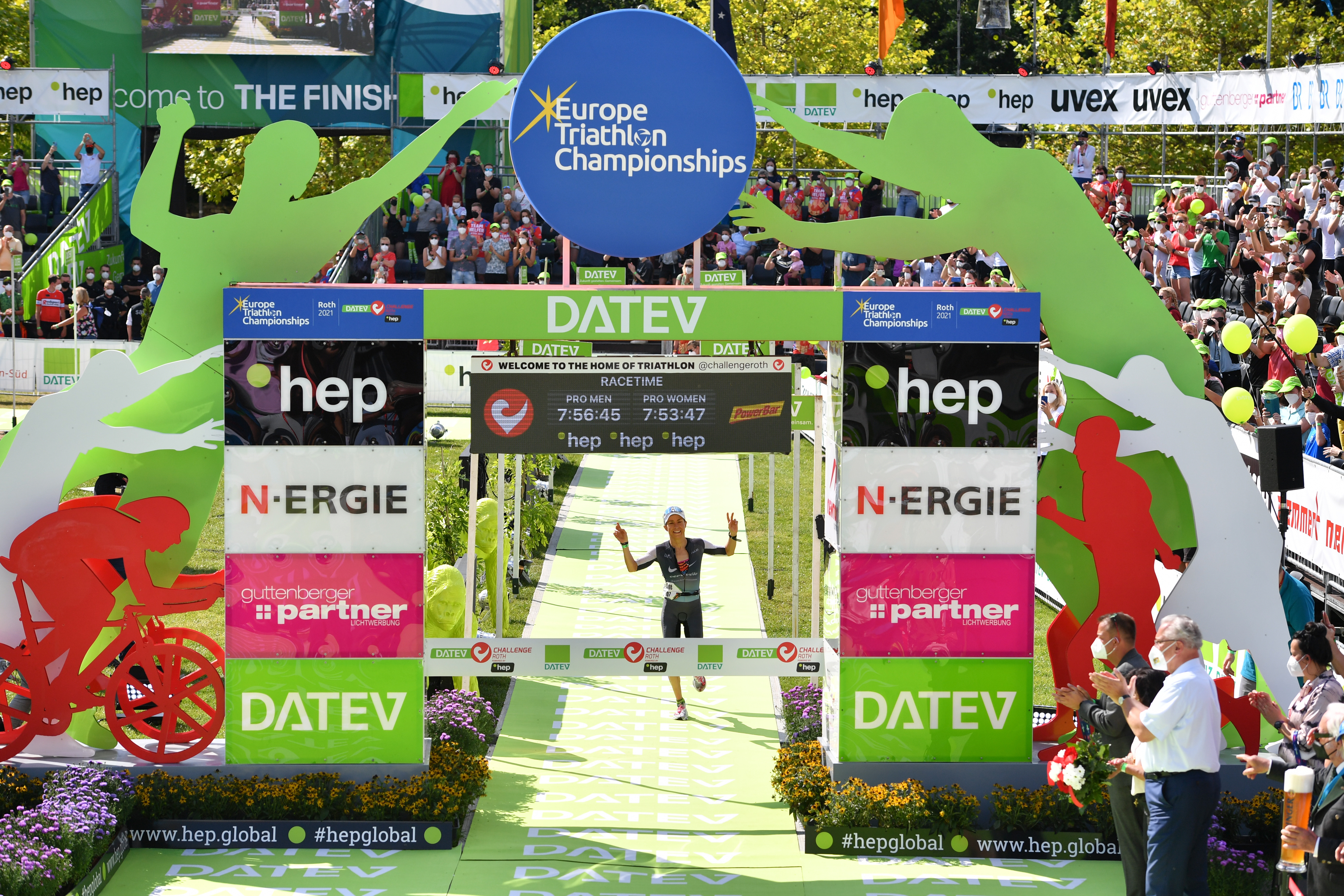 Anne Haug wins the 2021 Challenge Roth