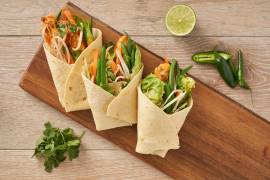 Chicken satay wraps