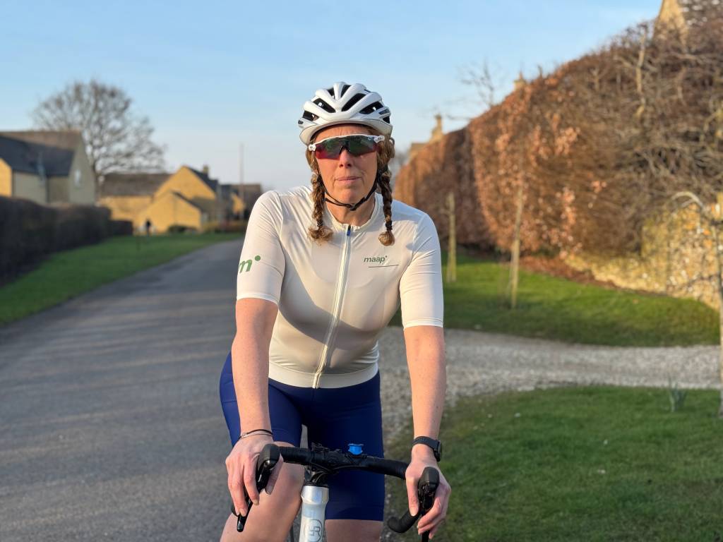 close up on woman on a bike in a MAAP_womens_jersey