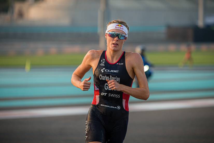 Lucy Charles-Barclay wins 2022 World Triathlon Long Distance Championship