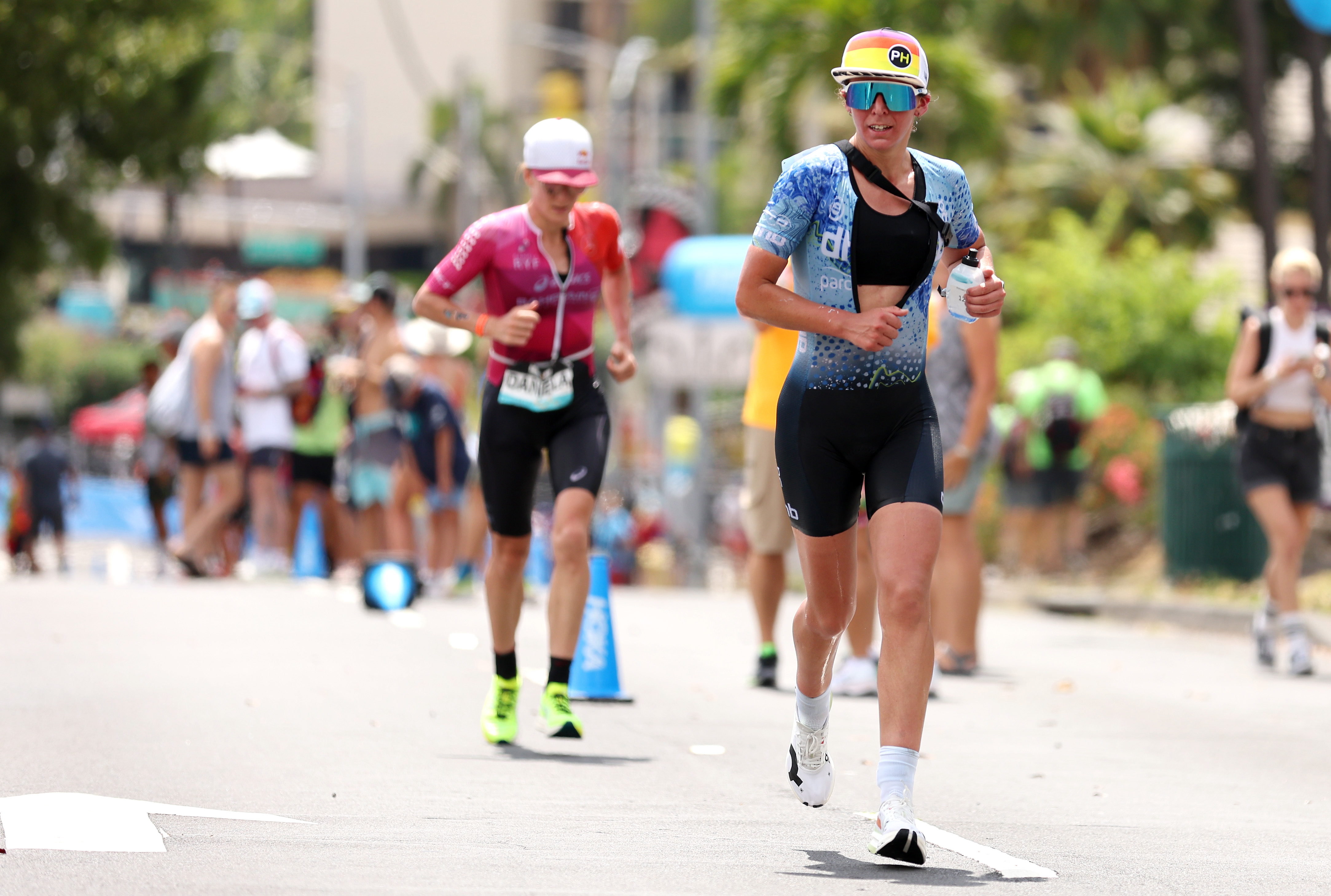 Fenella Langridge and Daniela Ryf on the kona run leg