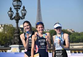 Who will win the women’s 2023 World Triathlon world title?