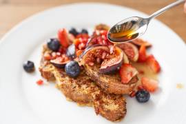 Easy French toast with fruit