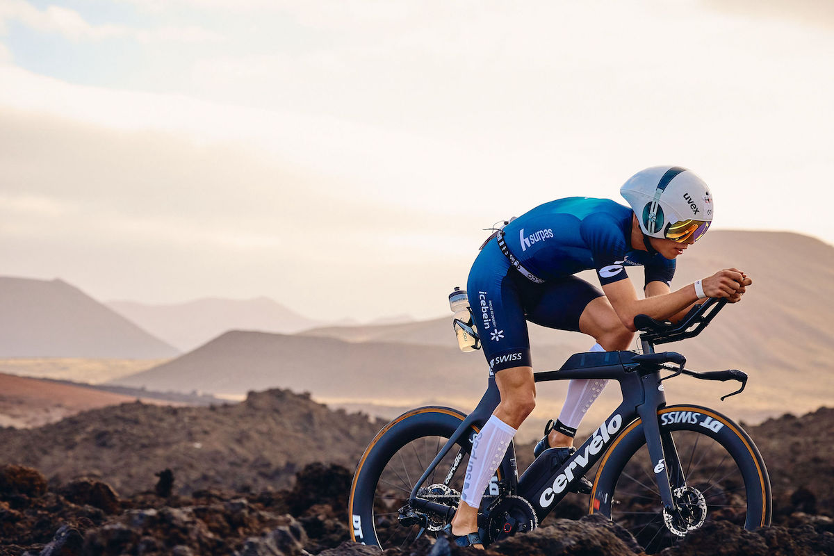 surpas-pursue-suit-JM Surpas Pursue tri-suit in action