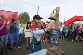 Sean Conway continues iron challenge beyond 102 days