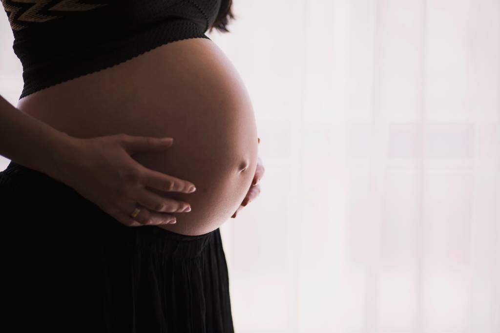 pregnant woman sportsperson