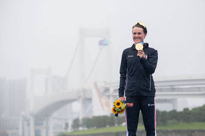 Which triathletes have won Olympic medals?