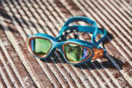 Zone3 Vapour goggles review: a reliable racing goggle primed for triathlon