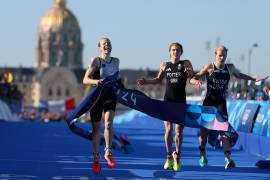 Paris triathlon: Team Germany win gold in the mixed team relay as Team GB take bronze
