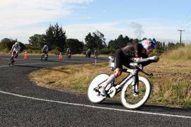 How to cycle in a headwind