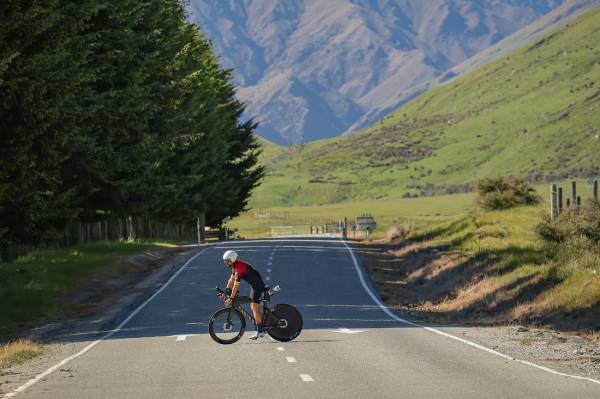Free 6-month Ironman 70.3 training plan: Smash your next half-Ironman triathlon with coach Dermott’s plan