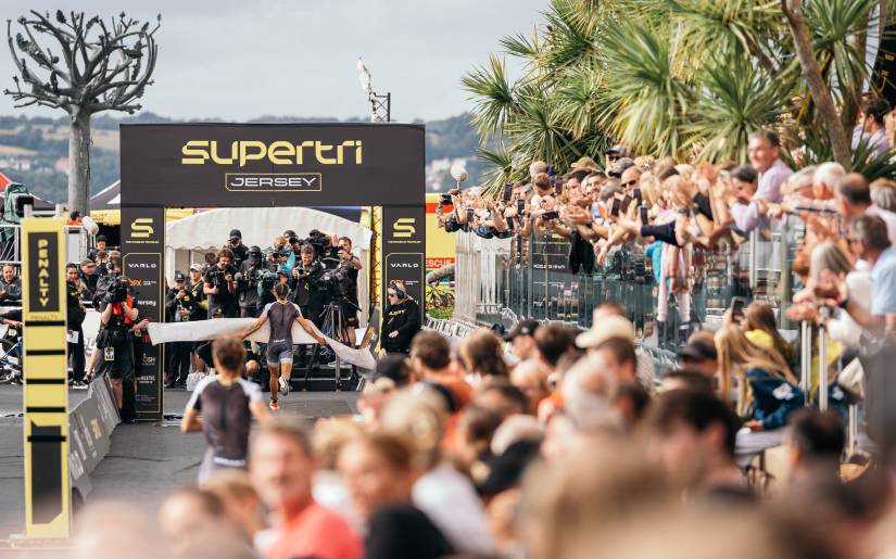Lehair extends her lead while Brownlee crashes in Supertri Jersey thriller