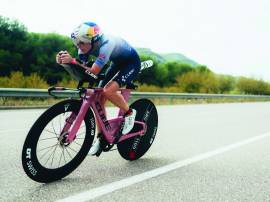 Lucy Charles-Barclay on T100 racing, battling illness and injury, plus Team Charles-Barclay