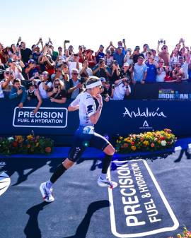 ‘To save my year, I wanted this done as quickly as possible’: Lucy-Charles-Barclay undergoes surgery to remove 12cm-long tendon 