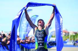 “It gives me freedom but also responsibility, you have to create your own path.” Miguel Hidalgo talks trailblazing in triathlon for Brazil