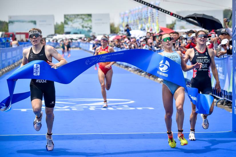 Third place for GB’s Kate Waugh as Laura Lindemann wins photo-finish World Tri race in Chengdu