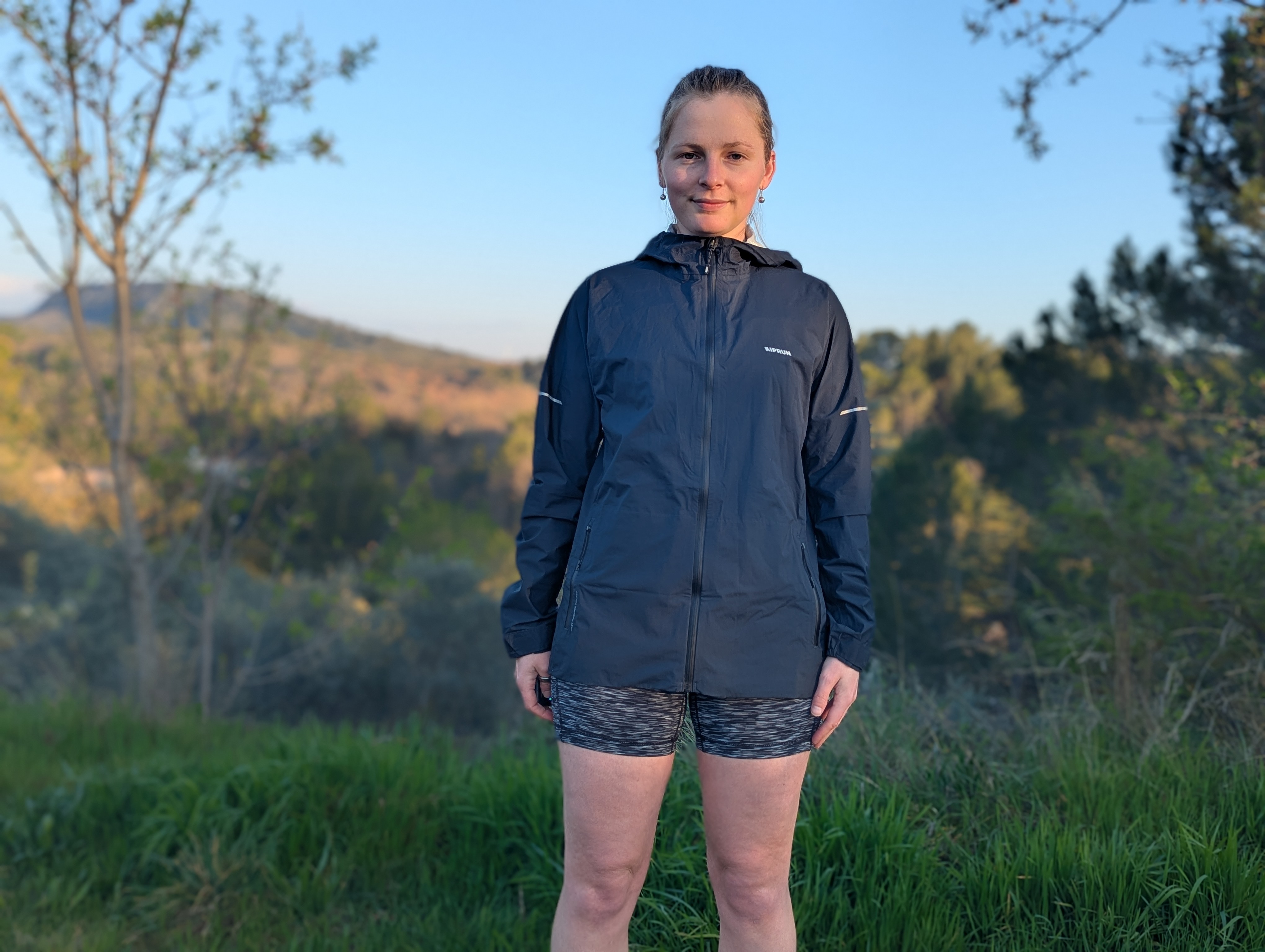 Decathlon Kiprun 900 Rain review: “great value waterproof run layer that strikes a difficult balance”