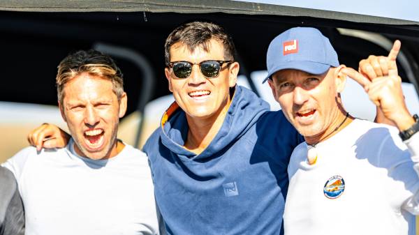 “There were moments where it felt completely surreal.” Ultra-marathon swimmer Andy Donaldson breaks World Record in 55km crocodile-inhabited river