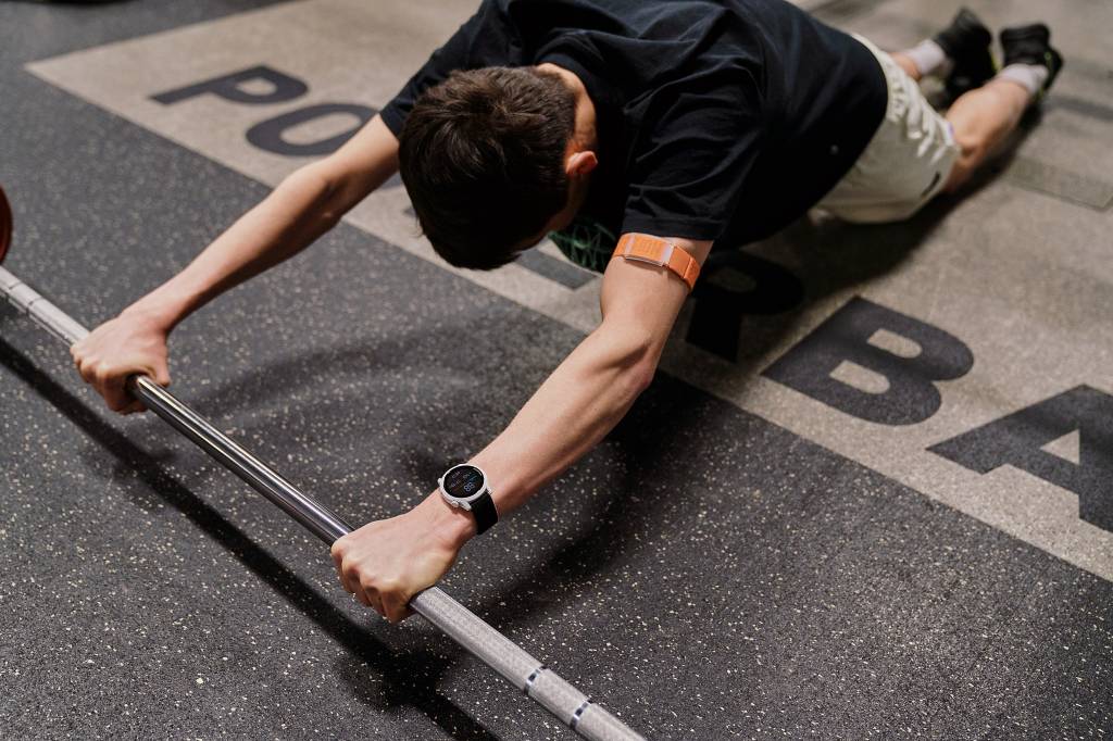 Alex Yee working out in a gym