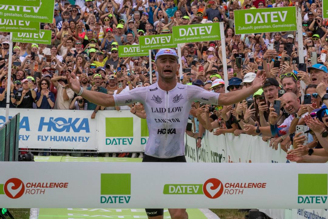 An emotional Sam Laidlow sets an iron-distance record as he retains his Challenge Roth title